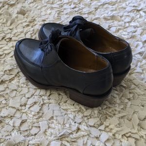 Sutro's oxfords in 6.5